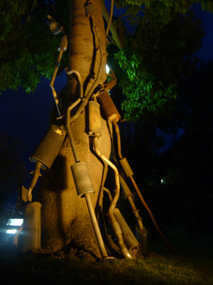 La Menace, la nuit art contemporary contemporain installation in-situ monumentale krajewicz rowlands